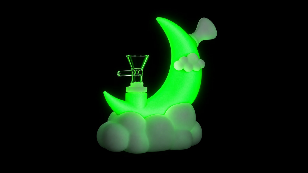 Cloudy Moon Glow-in-the-Dark B.O.N.G - Green